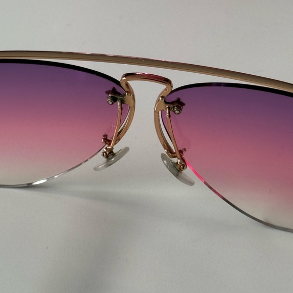 Louis Vuitton sunglasses - Picture 4 of 8